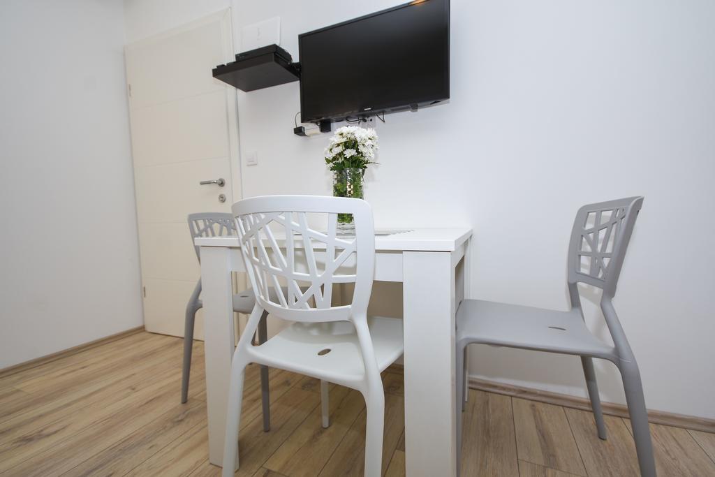 Apartment Tragos Lemon Tree Trogir